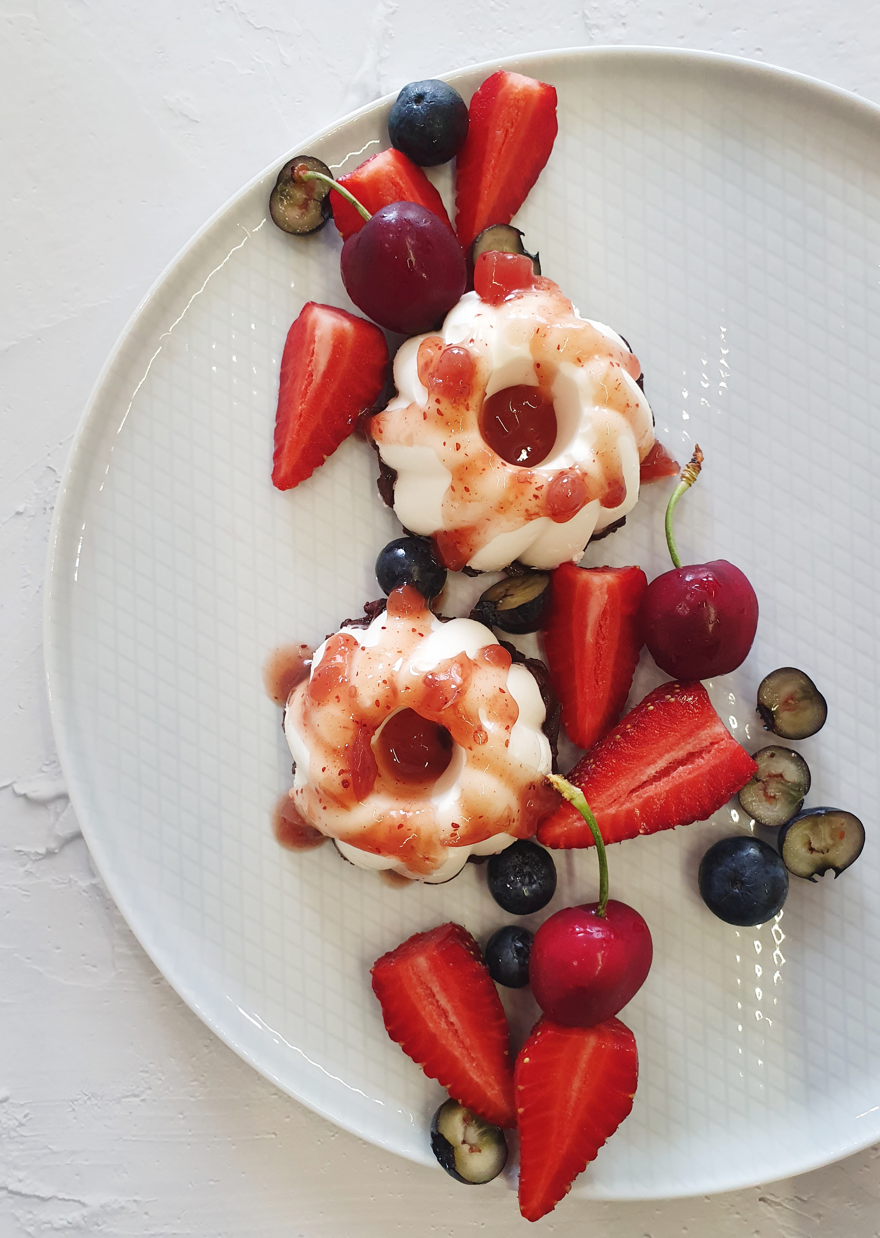 Мини Кремчета с шоколадова бисквита