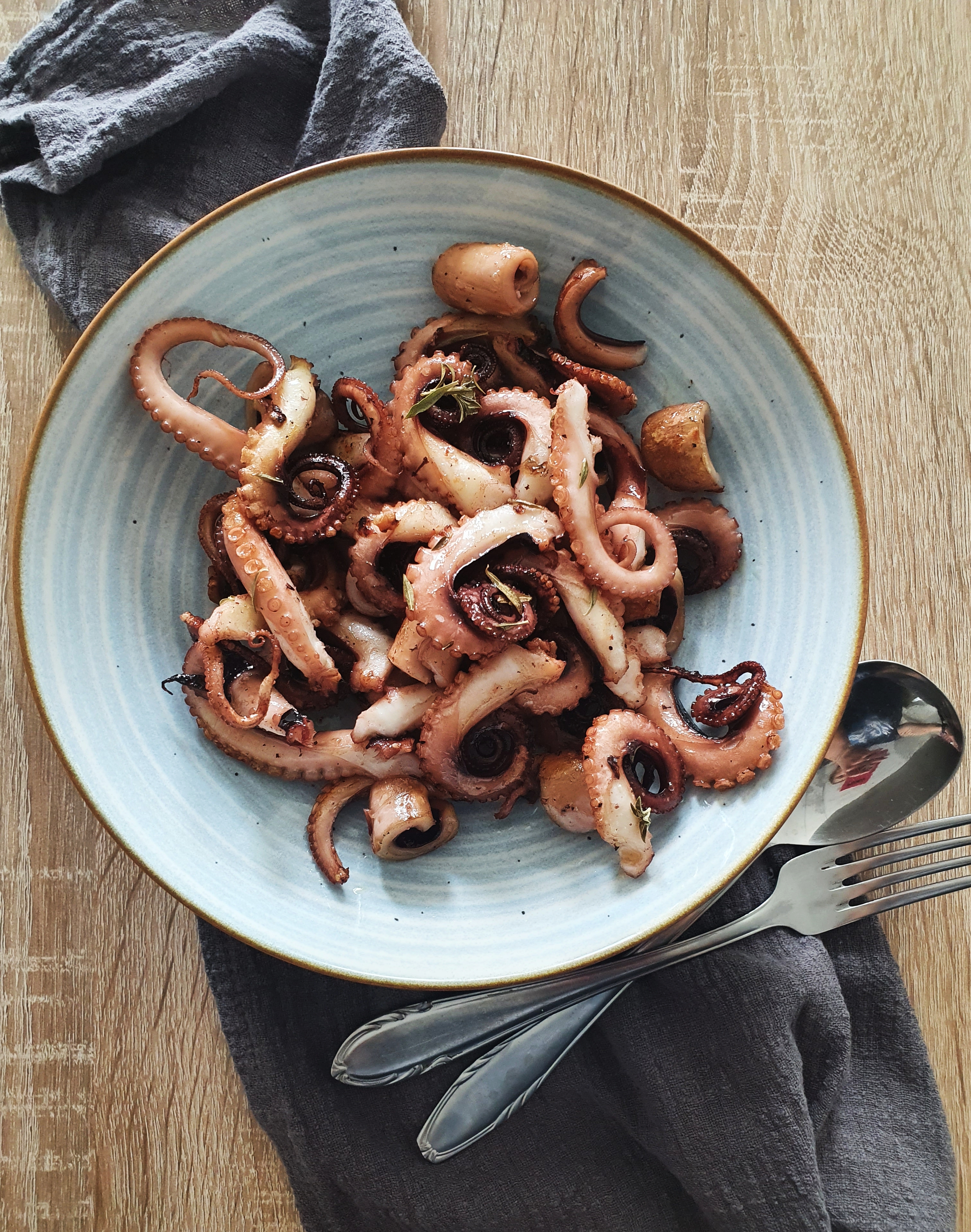 Октопод в зехтин